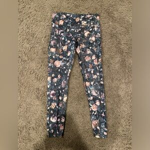 Lululemon Speed Up Tight 25” - Size 8 - NWOT